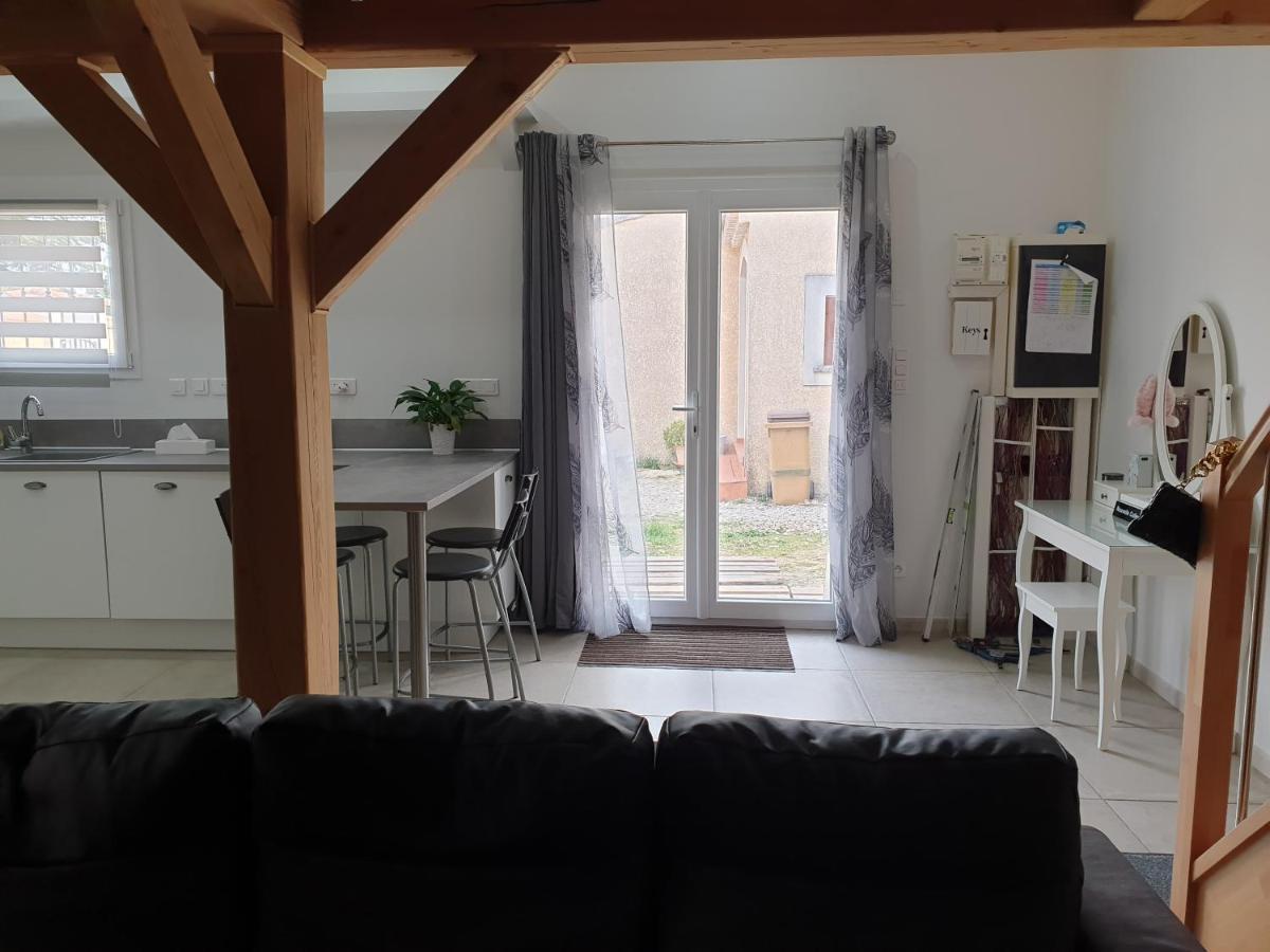 Petite maison meublée entre Avignon et Carpentras Morieres-les-Avignon Exterior foto